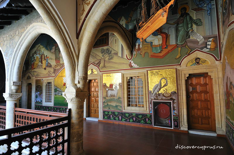 Лучшие достопримечательности Кипра - монастырь Киккос